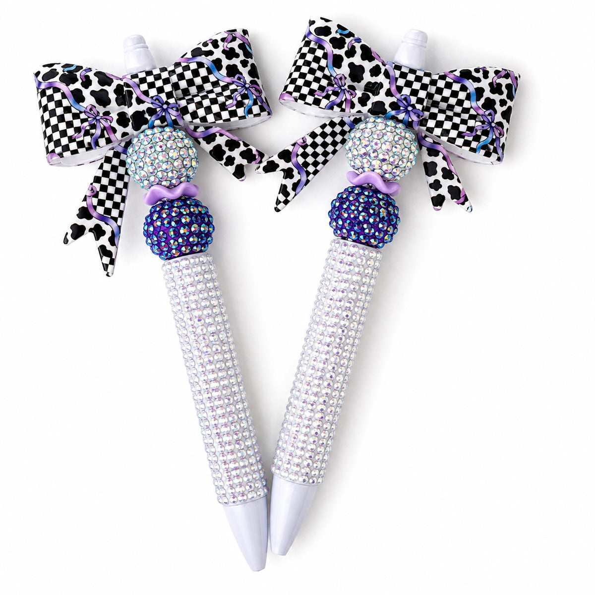 checkered bow pen